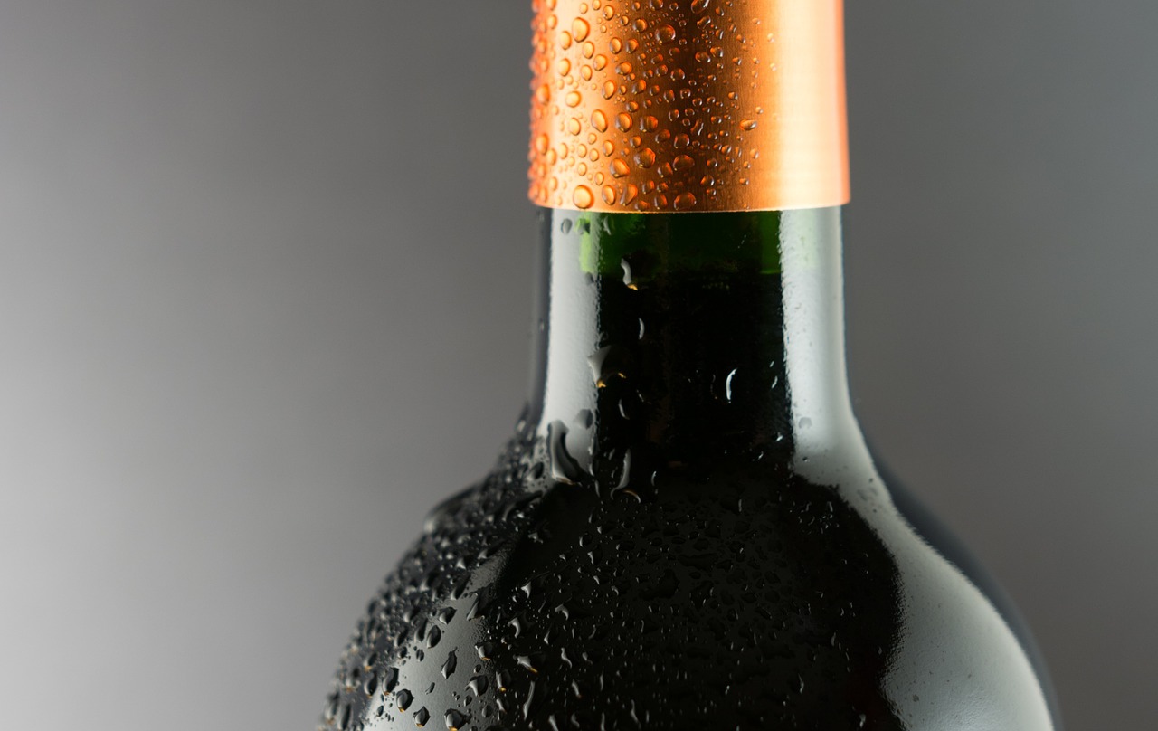 Новый закон о виноделии: кому выгоден запрет импорта виноматериала?